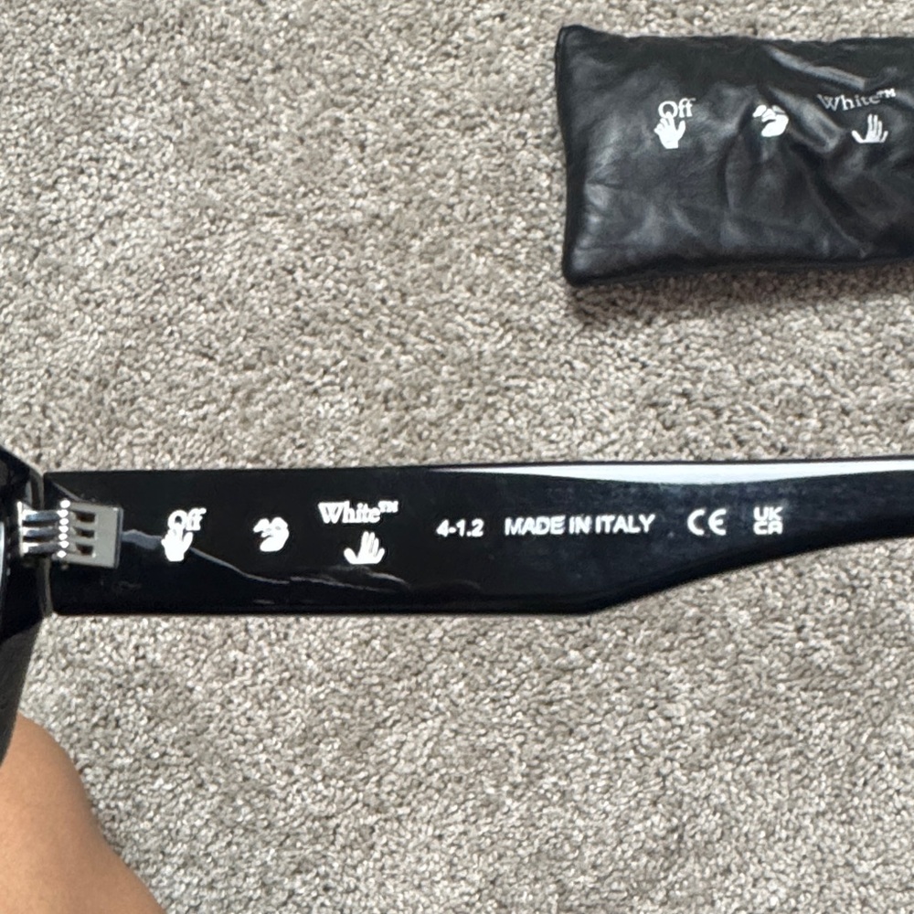 Off-White Black Rectangular Sunglasses - image 5